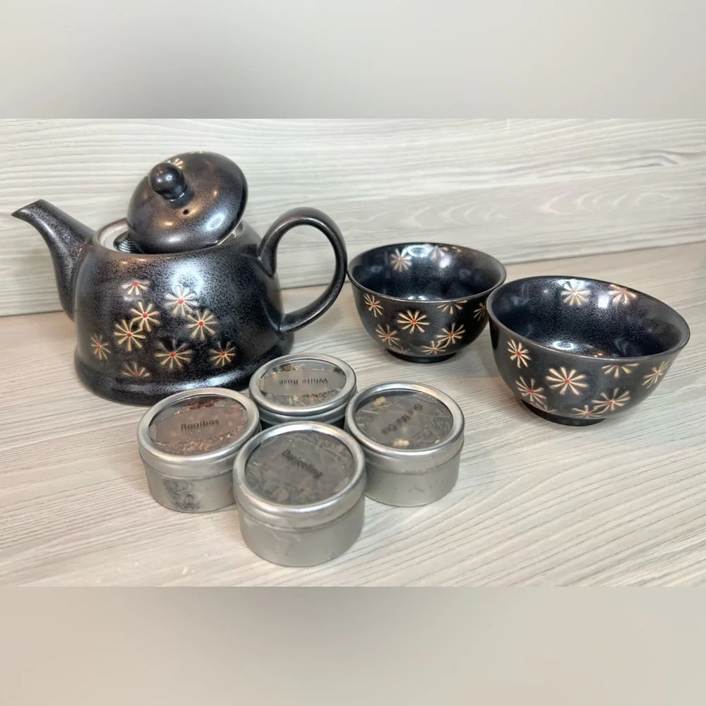 Elegant Black & Gold Floral Tea Set - 4 Piece Set with Teapot‎ And 2 Cups